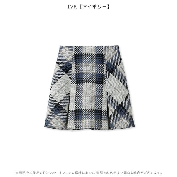 アイボリー