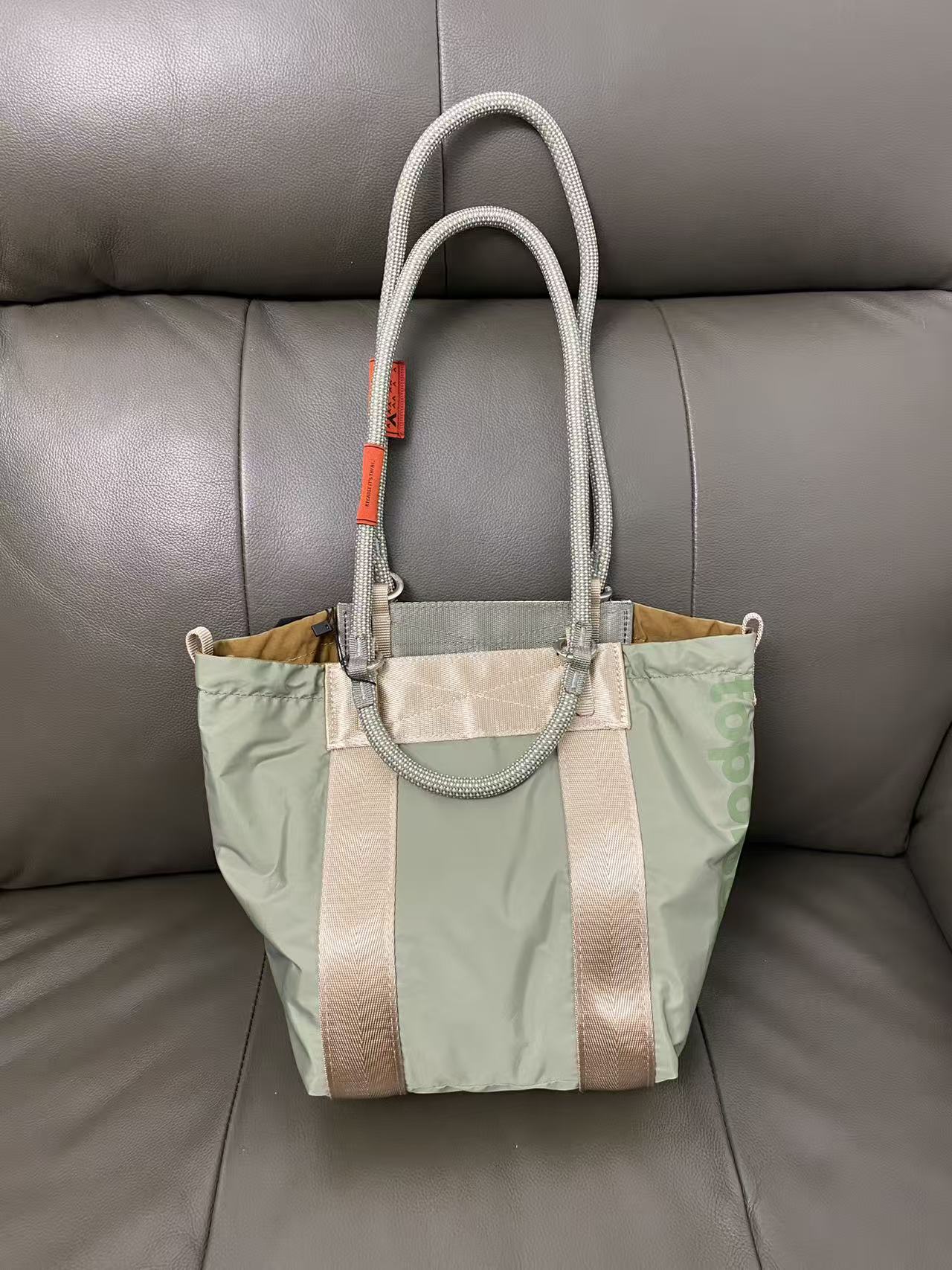 topologie Summit Tote Small サミットトートスモール （ストラップ