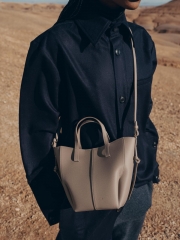 26年春新作 シム トート(Cyme Tote)」とシム トート ナノ(Cyme Tote Nano)